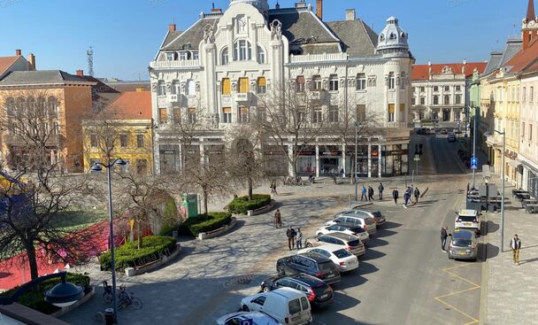 Fő téri 81 m2-es kiadó lakás